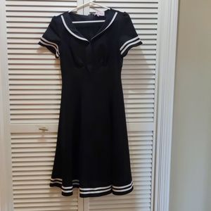 Women's S Sailor dress black and white